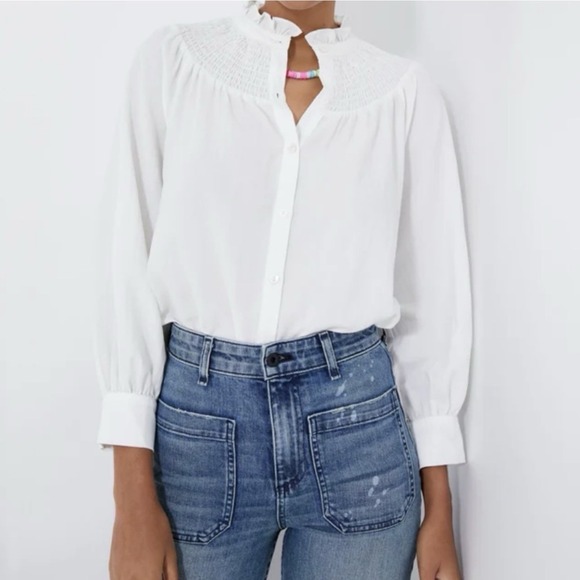 Tuckernuck Tops - Tuckernuck Pomander Place Emory Smocked Blouse In White Sz S